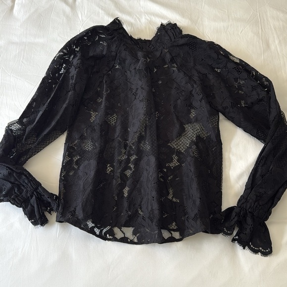 H&M Lace Floral Blouse - Picture 2 of 5